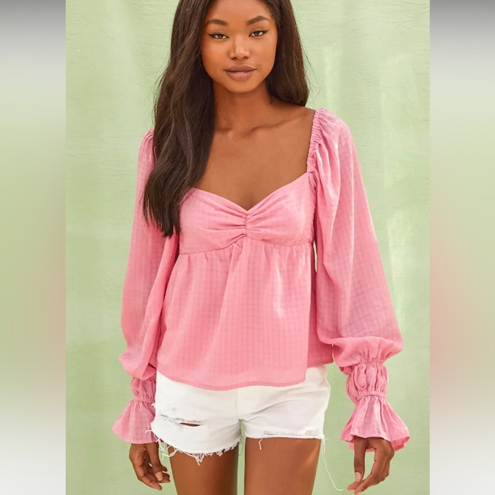 NWOT Harlow Pink Long Sleeve Backless Top